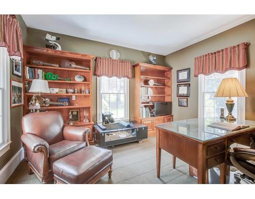 9 Davis Road Bedford, MA 01730 - Photo 14 of 42 Gallery Image 14