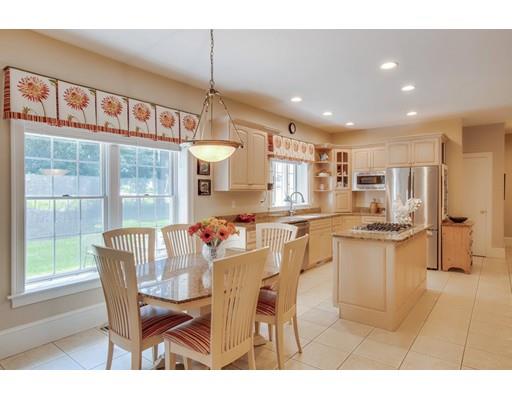9 Davis Road Bedford, MA 01730 - Photo 4 of 42 Gallery Image 4