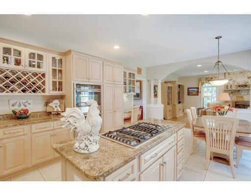 9 Davis Road Bedford, MA 01730 - Photo 6 of 42 Gallery Image 6