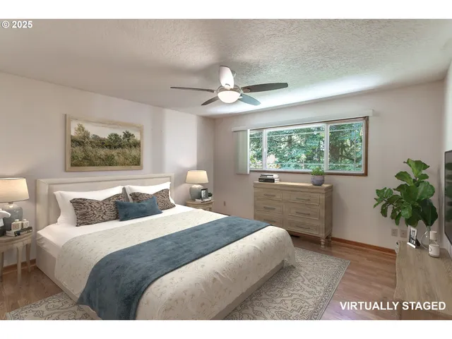 $799,990 | 19609 Southeast Wooded Hills Drive, Damascus, OR 97089