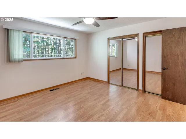 $799,990 | 19609 Southeast Wooded Hills Drive, Damascus, OR 97089