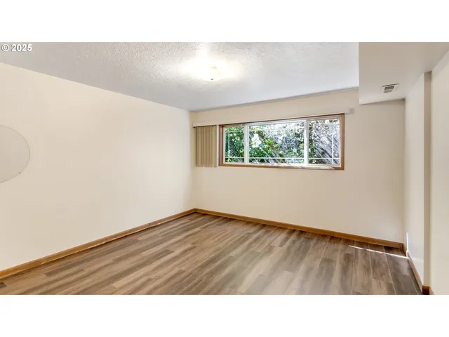 $799,990 | 19609 Southeast Wooded Hills Drive, Damascus, OR 97089