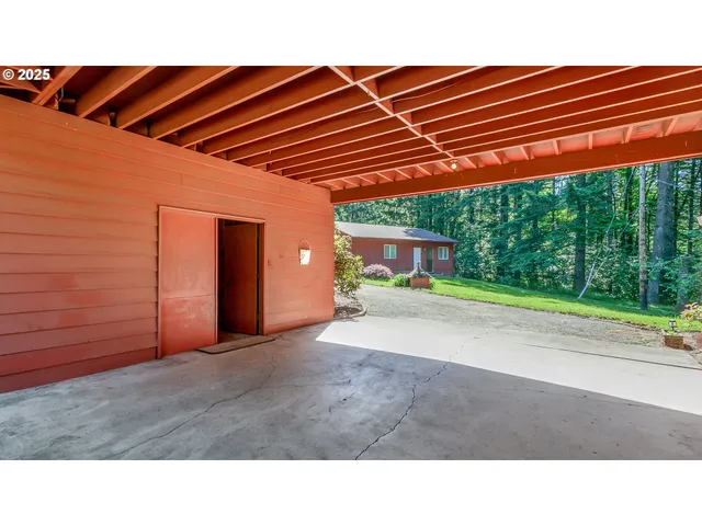 $799,990 | 19609 Southeast Wooded Hills Drive, Damascus, OR 97089