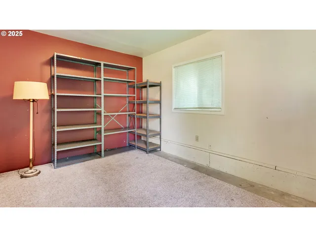 $799,990 | 19609 Southeast Wooded Hills Drive, Damascus, OR 97089