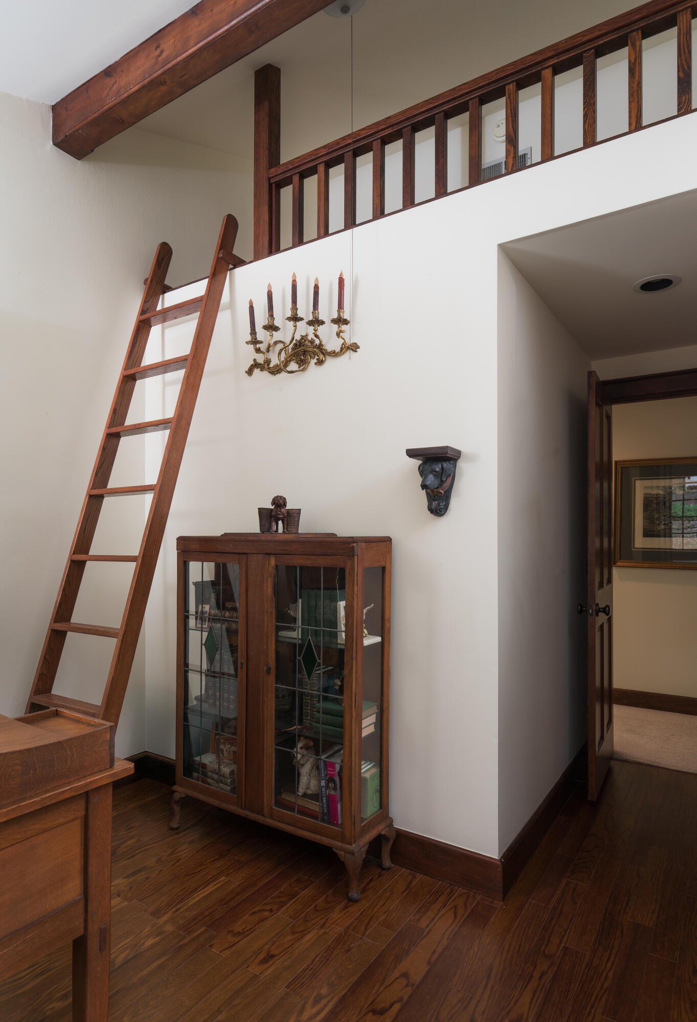 4385 Via Presada Santa Barbara, CA 93110 - Photo 20 of 37 Office Loft