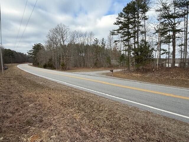 11 South Pittsburg Mountain Road South Pittsburg, TN 37380 - Photo 18 of 18 a view of a yard with large trees