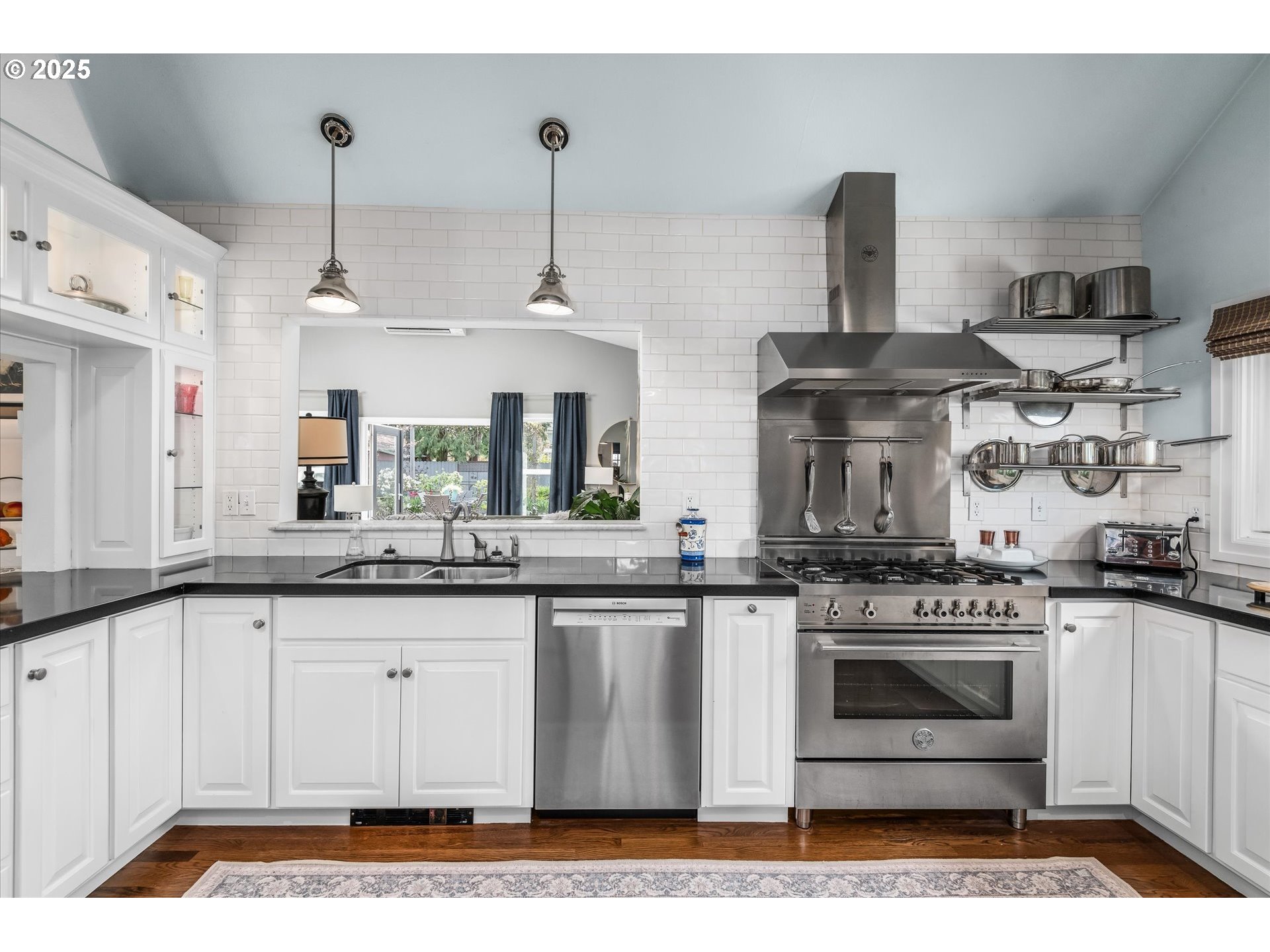 660 West 18th Avenue Eugene, OR 97402 - Photo 6 of 47