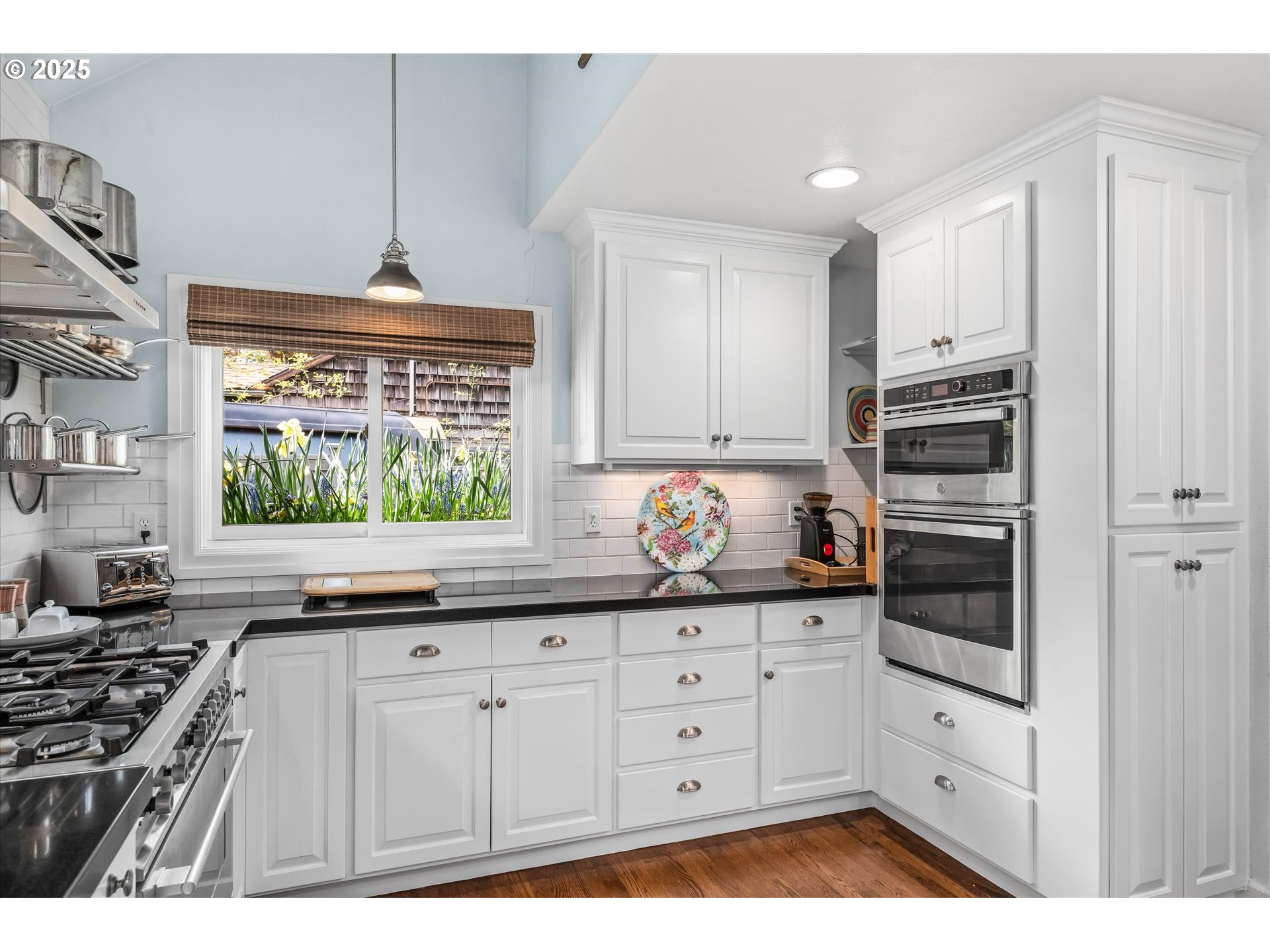 660 West 18th Avenue Eugene, OR 97402 - Photo 10 of 47