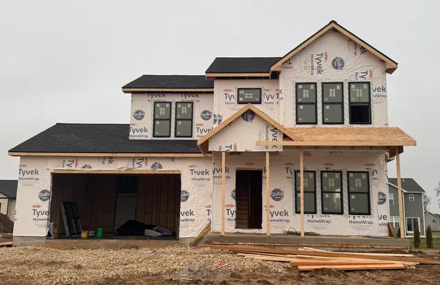 $439,900 | 610 Clemens, Arlington, WI 53911