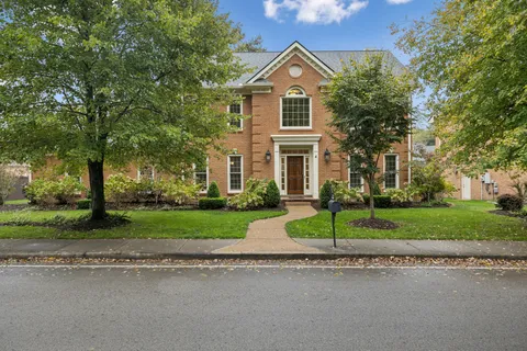 $950,000 | 1628 Forrest Crossing Boulevard, Franklin, TN 37064