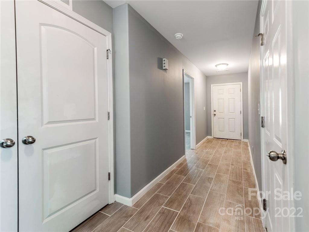 1032 Unity Pointe Lane Kings Mountain, NC 28086 - Photo 5 of 29 a view of a hallway