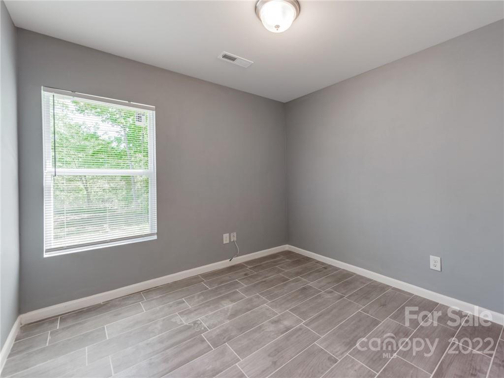1032 Unity Pointe Lane Kings Mountain, NC 28086 - Photo 10 of 29 a view of an empty room with a window