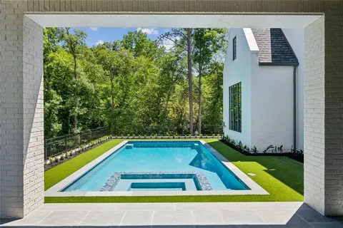 $8,500,000 | 4715 Northside Drive Northwest, Atlanta, GA 30327