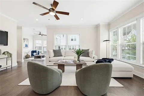 $670,000 | 2059 Falls Park Way, Decatur, GA 30033