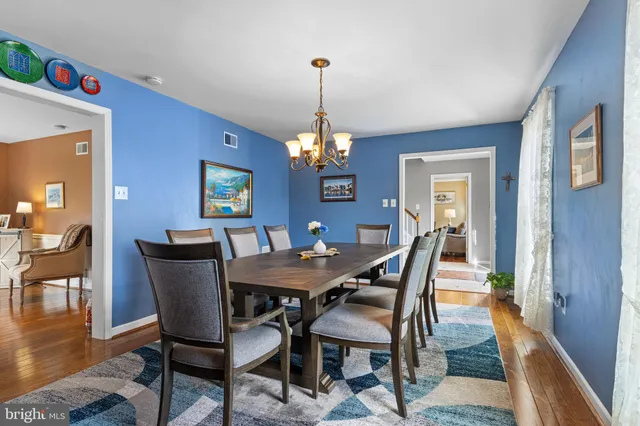 $960,000 | 1586 Salomon Lane, Chesterbrook, PA 19087