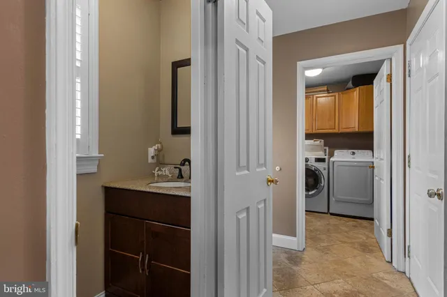 $960,000 | 1586 Salomon Lane, Chesterbrook, PA 19087