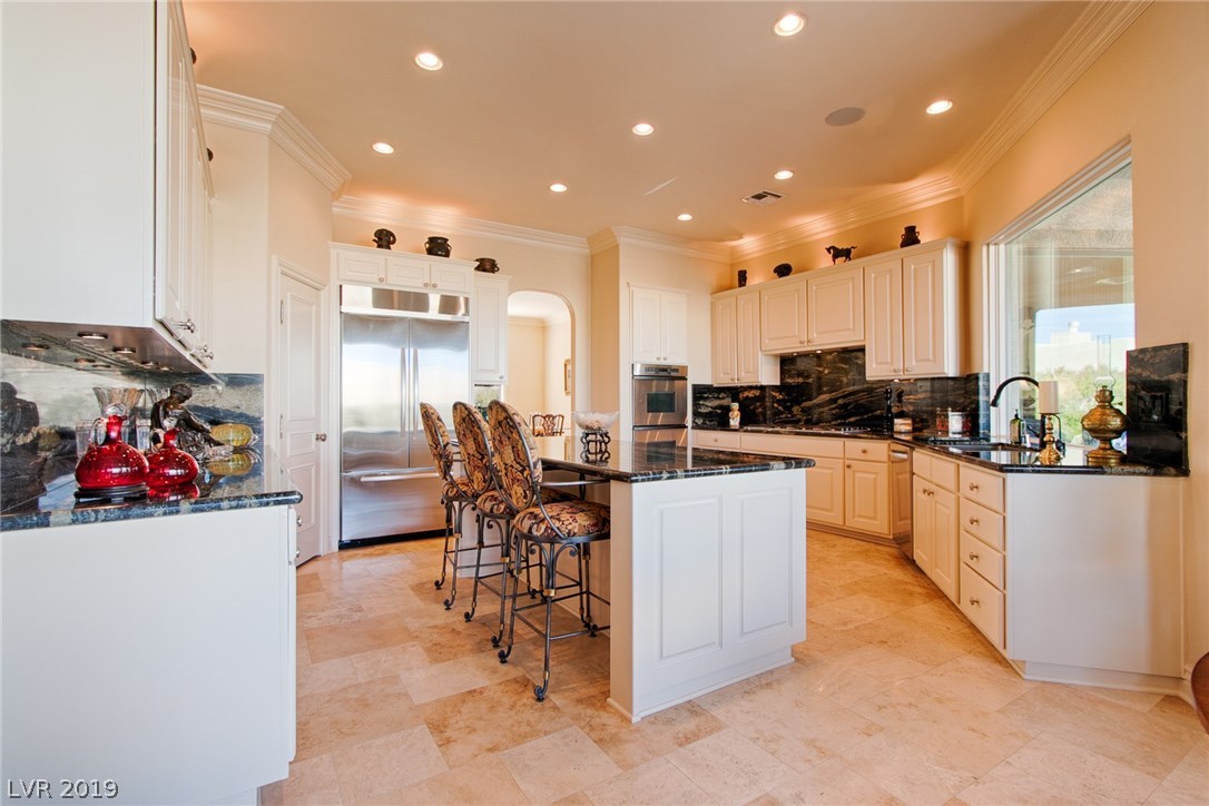 212 Red Rock Road Boulder City, NV 89005 - Photo 8 of 42 Gallery Image 8