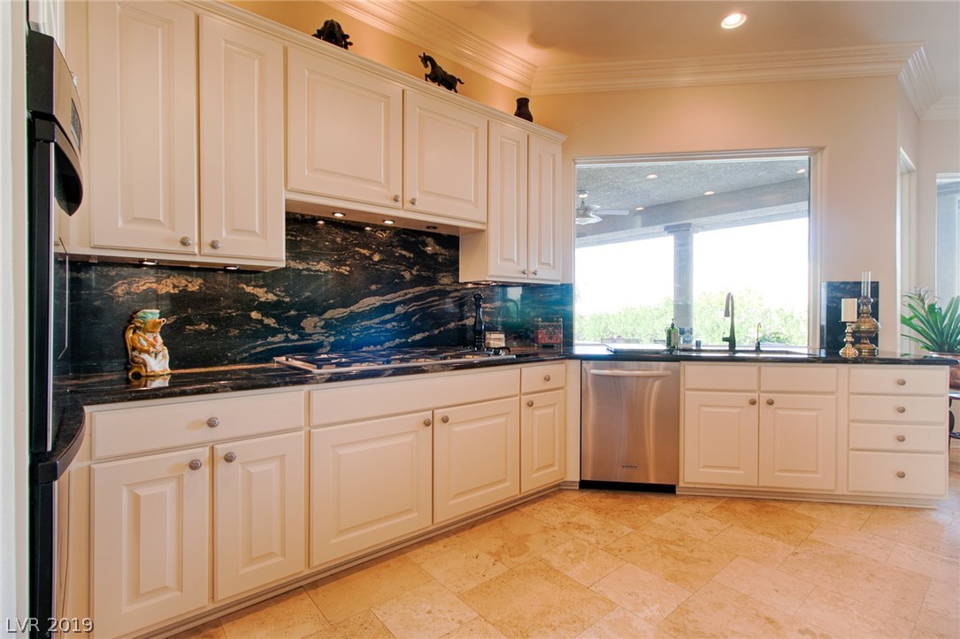 212 Red Rock Road Boulder City, NV 89005 - Photo 10 of 42 Gallery Image 10