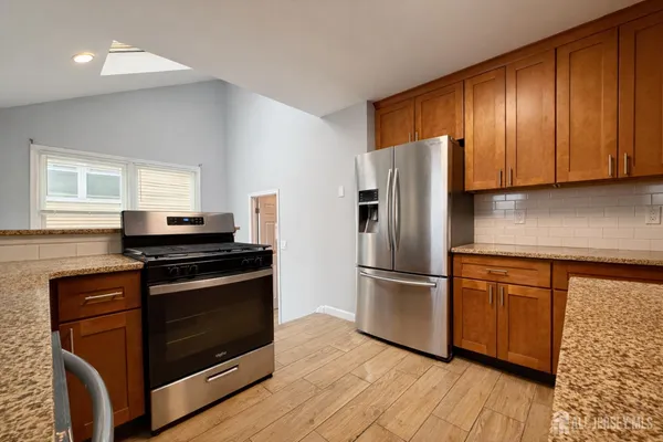$3,350 | 6 Allison Drive, East Brunswick, NJ 08816