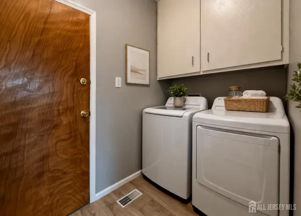 $3,350 | 6 Allison Drive, East Brunswick, NJ 08816