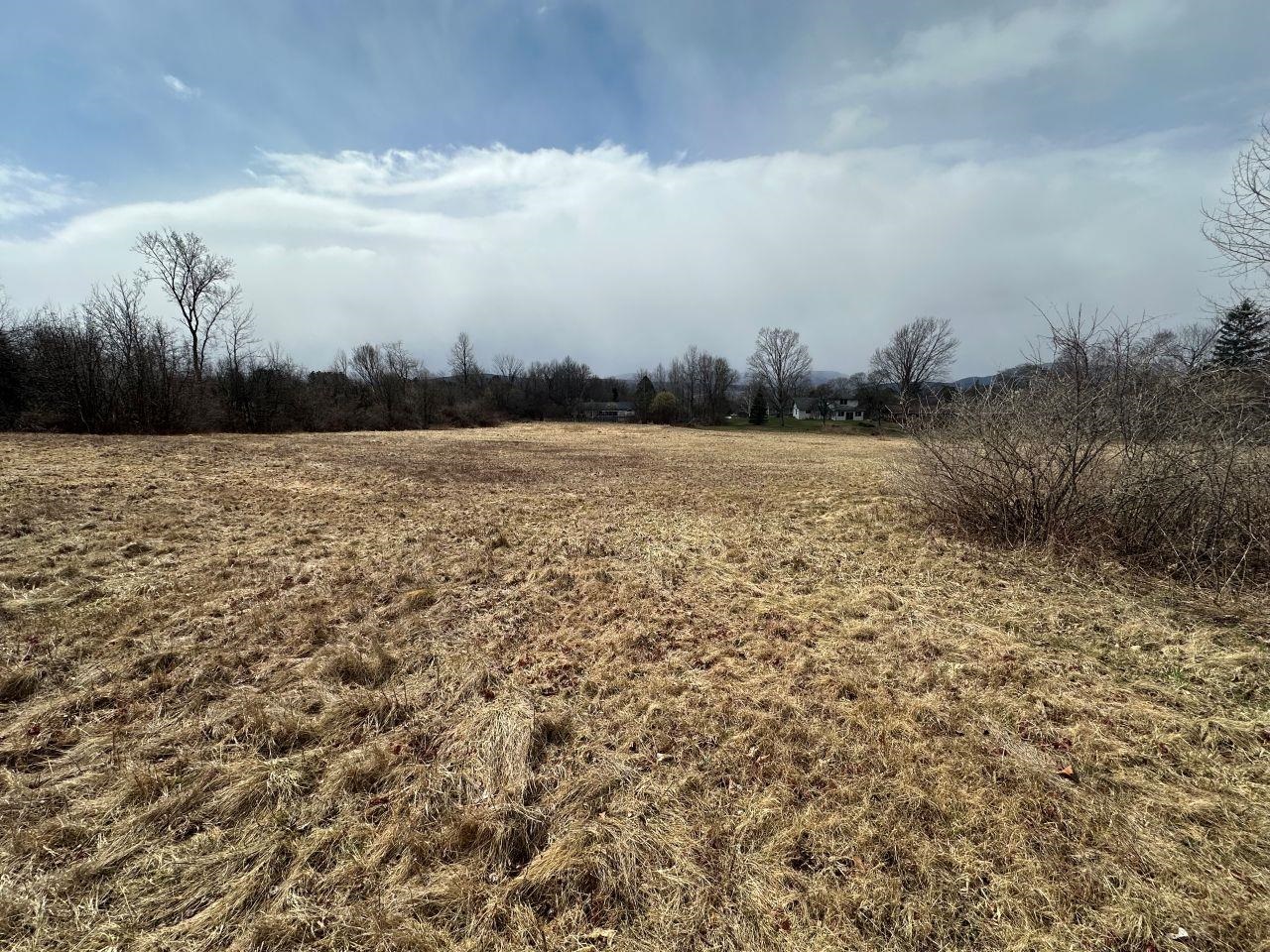 10 General Wing Road Rutland, VT 05701 - Photo 2 of 5