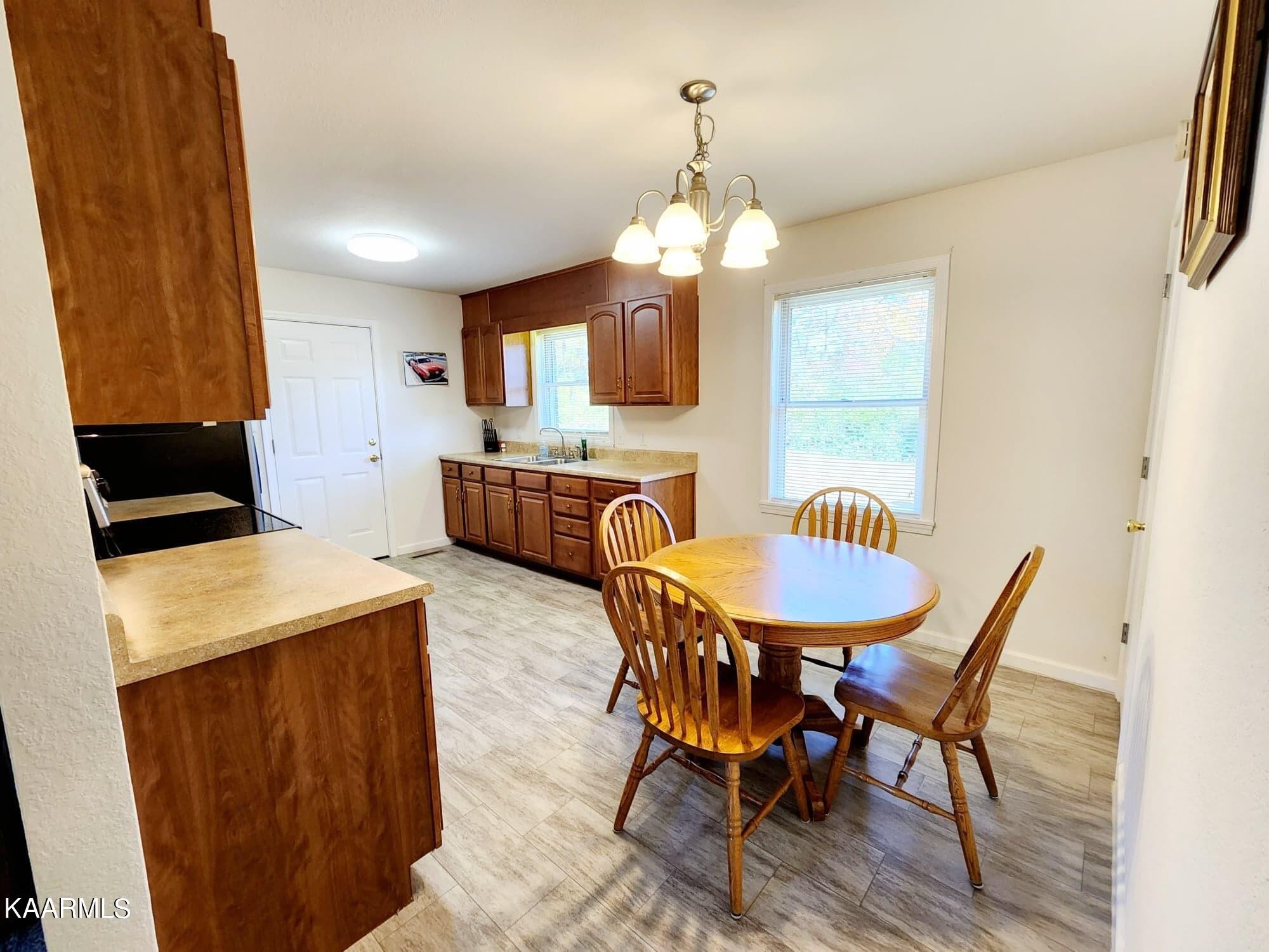 81 Cherry Branch Road Crossville, TN 38571 - Photo 5 of 27 Gallery Image 5