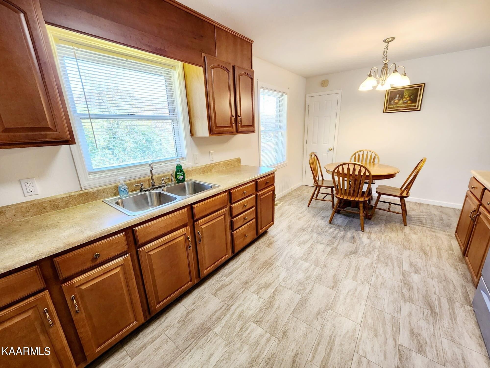 81 Cherry Branch Road Crossville, TN 38571 - Photo 8 of 27 Gallery Image 8