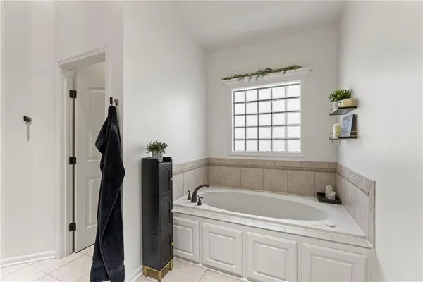 $515,000 | 8901 North St Clair Avenue, Kansas City, MO 64154