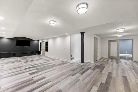 $499,000 | 8901 North St Clair Avenue, Kansas City, MO 64154