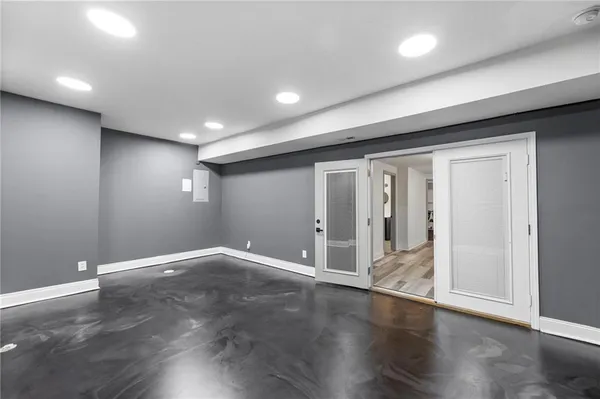 $509,000 | 8901 North St Clair Avenue, Kansas City, MO 64154