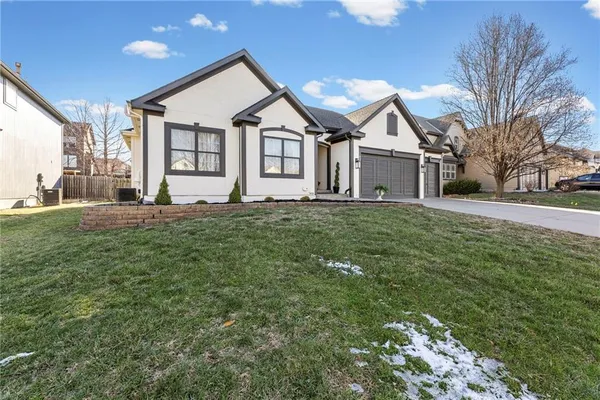 $509,000 | 8901 North St Clair Avenue, Kansas City, MO 64154