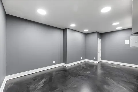 $499,000 | 8901 North St Clair Avenue, Kansas City, MO 64154