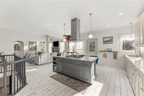 $499,000 | 8901 North St Clair Avenue, Kansas City, MO 64154