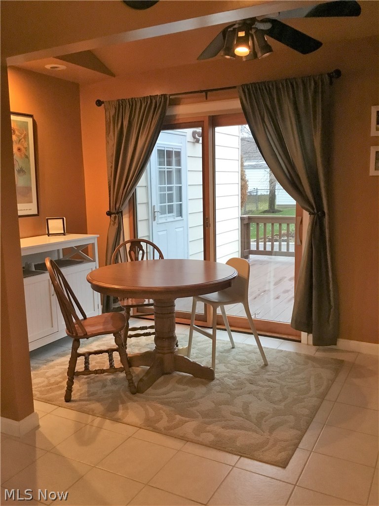 1359 Irene Road Lyndhurst, OH 44124 - Photo 9 of 32 This breakfast nook is perfect for that morning cup of coffee while you look outside. This space also allows family & friends to join you while your cooking.