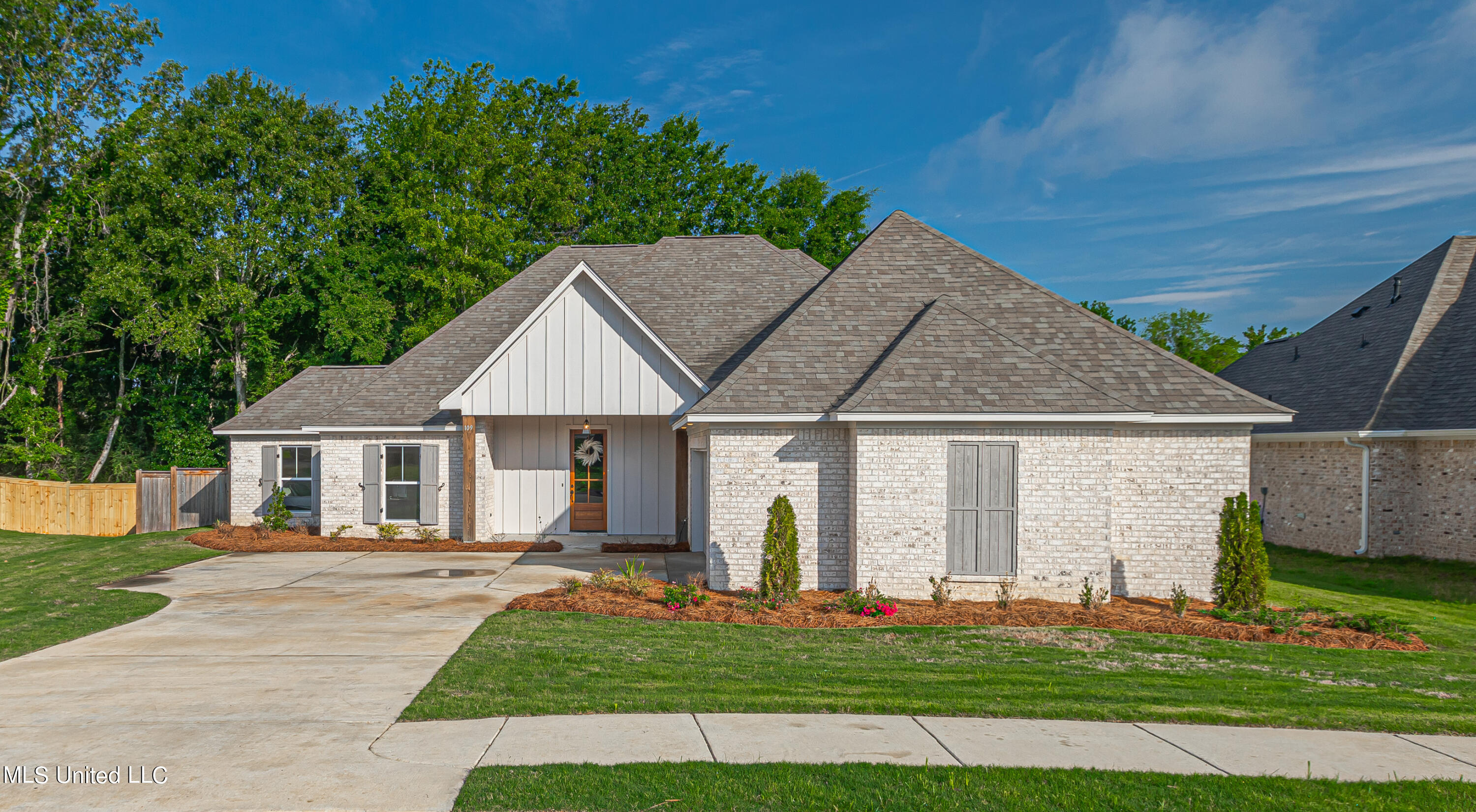 109 Ashby Rdg Drive Canton, MS 39046 - Photo 1 of 46 926A3512