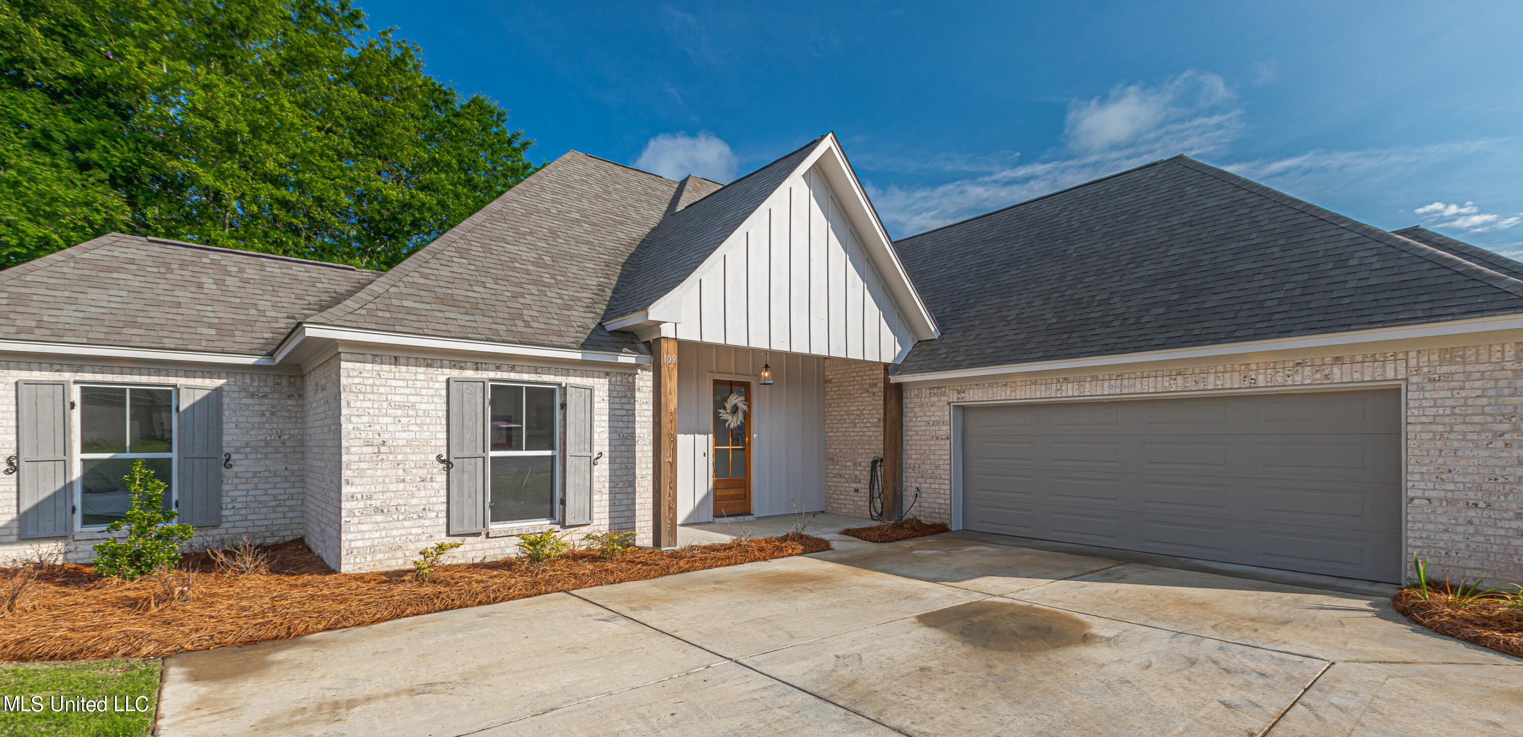 109 Ashby Rdg Drive Canton, MS 39046 - Photo 3 of 46 926A3514