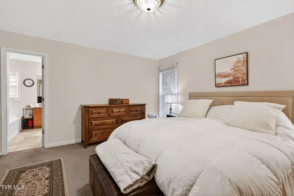 $515,000 | 624 Glen Oaks Place, Gray, TN 37615