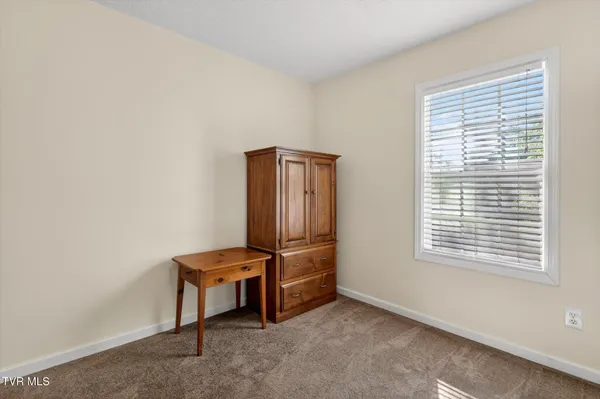 $515,000 | 624 Glen Oaks Place, Gray, TN 37615