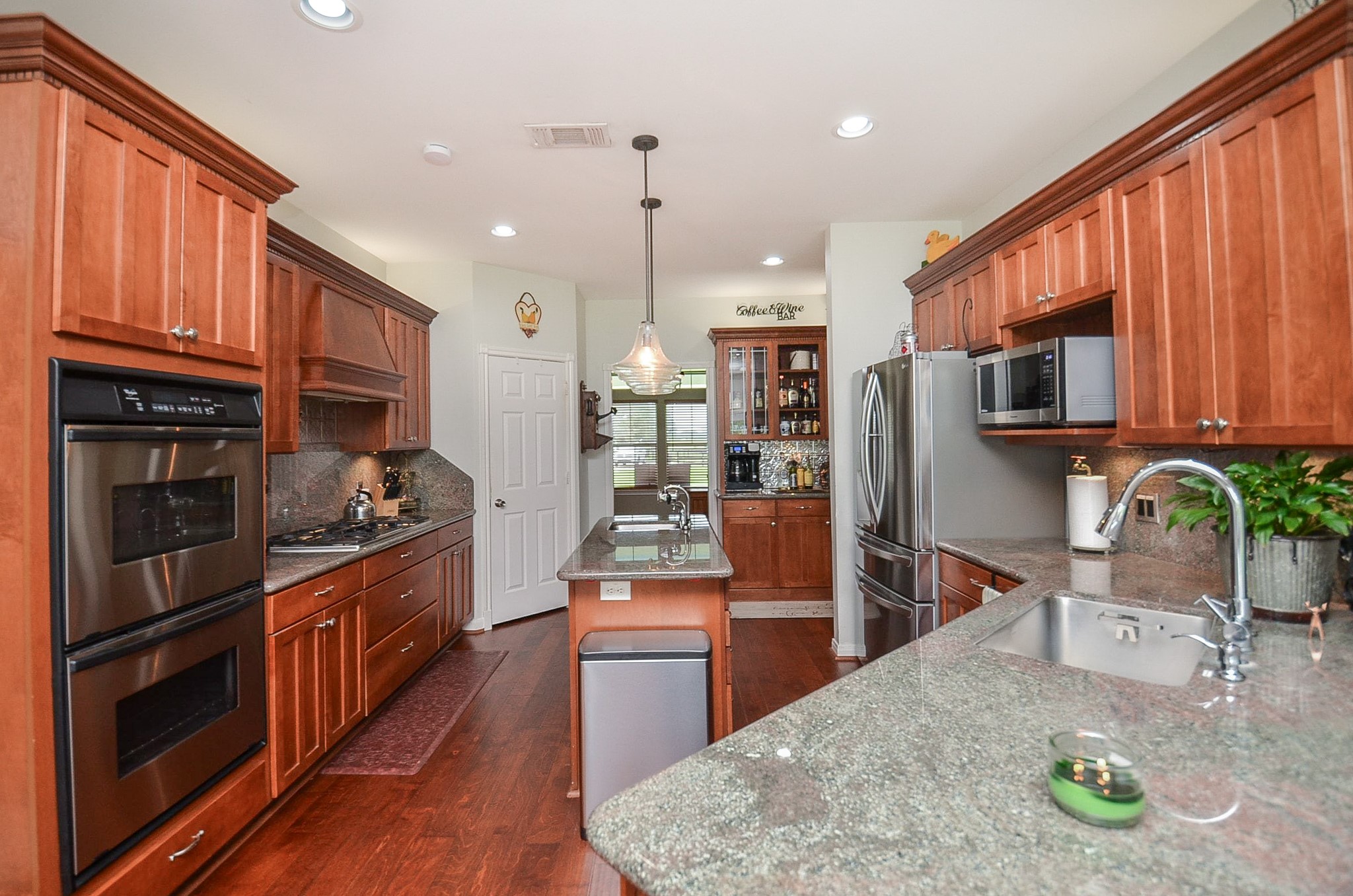 27644 Spring Hill Road Hempstead, TX 77445 - Photo 17 of 50 This gorgeous setting defines a completely workable kitchen, with access to front room and living area.