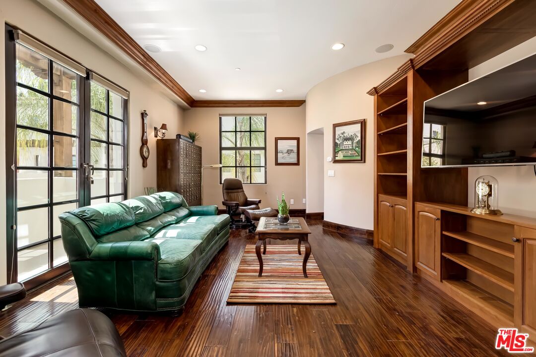 11937 Sunset Boulevard, Unit 5 Los Angeles, CA 90049 - Photo 19 of 54