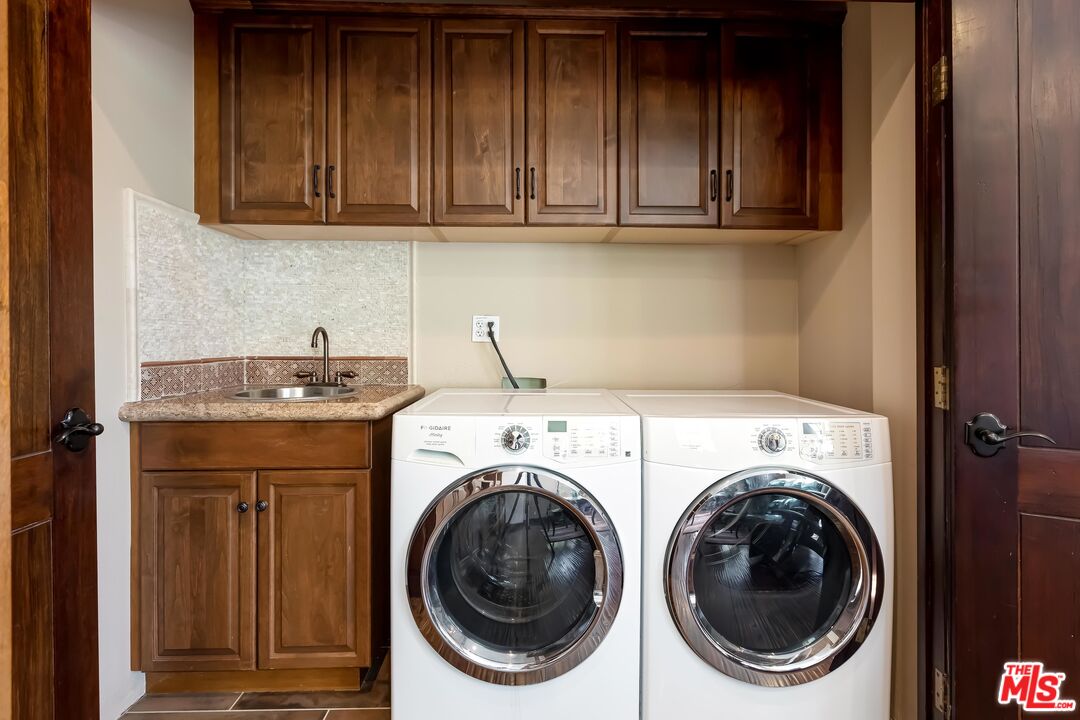 11937 Sunset Boulevard, Unit 5 Los Angeles, CA 90049 - Photo 21 of 54