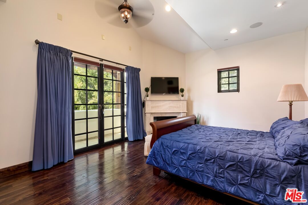 11937 Sunset Boulevard, Unit 5 Los Angeles, CA 90049 - Photo 24 of 54