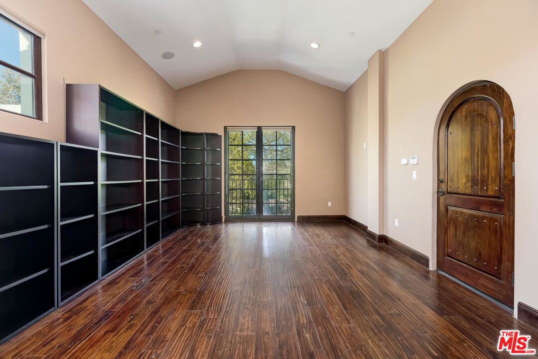 11937 Sunset Boulevard, Unit 5 Los Angeles, CA 90049 - Photo 35 of 54