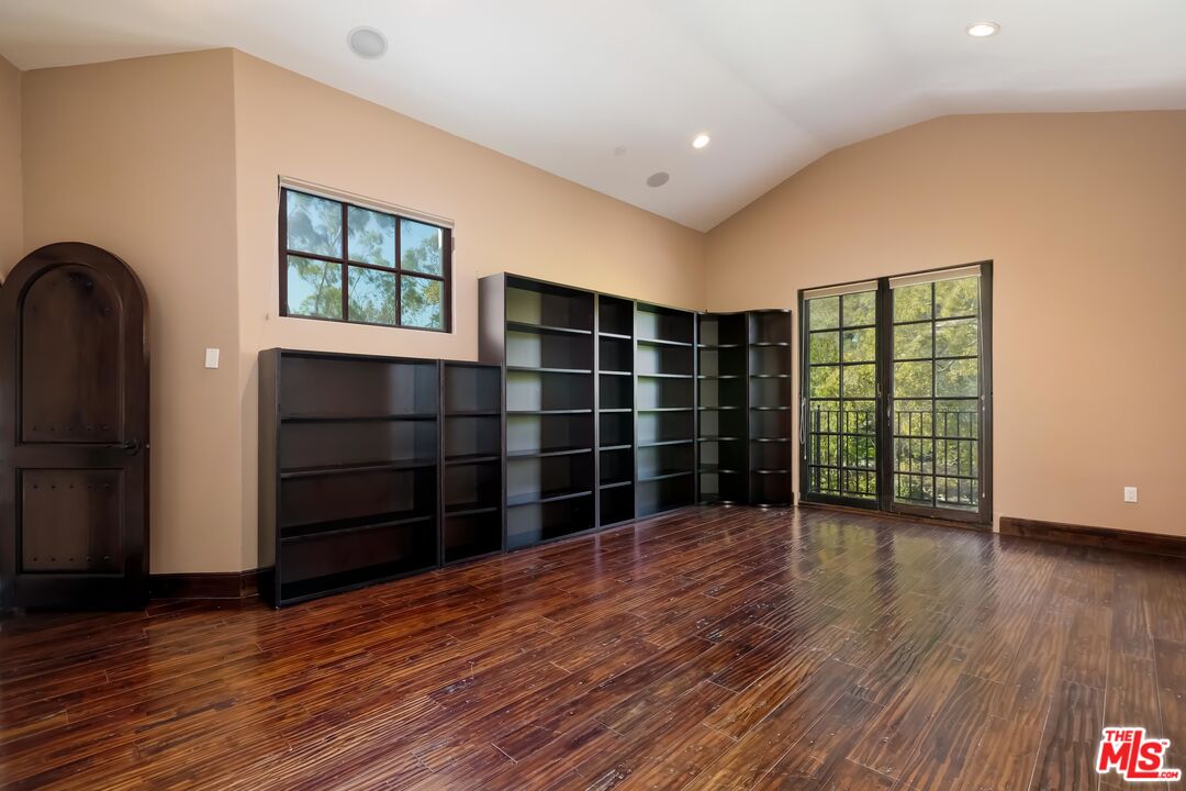 11937 Sunset Boulevard, Unit 5 Los Angeles, CA 90049 - Photo 36 of 54