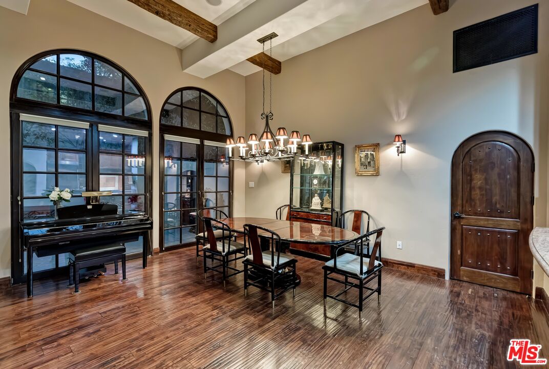 11937 Sunset Boulevard, Unit 5 Los Angeles, CA 90049 - Photo 46 of 54