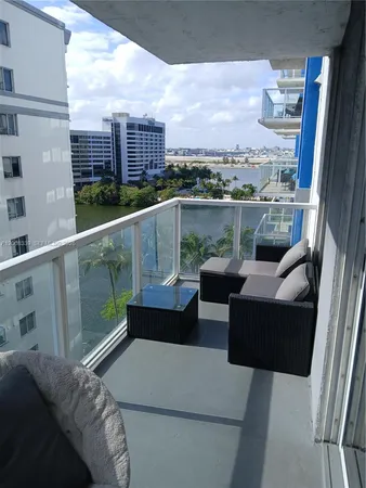 $2,100 | 5085 Northwest 7th Street, Unit 1007, Miami, FL 33126