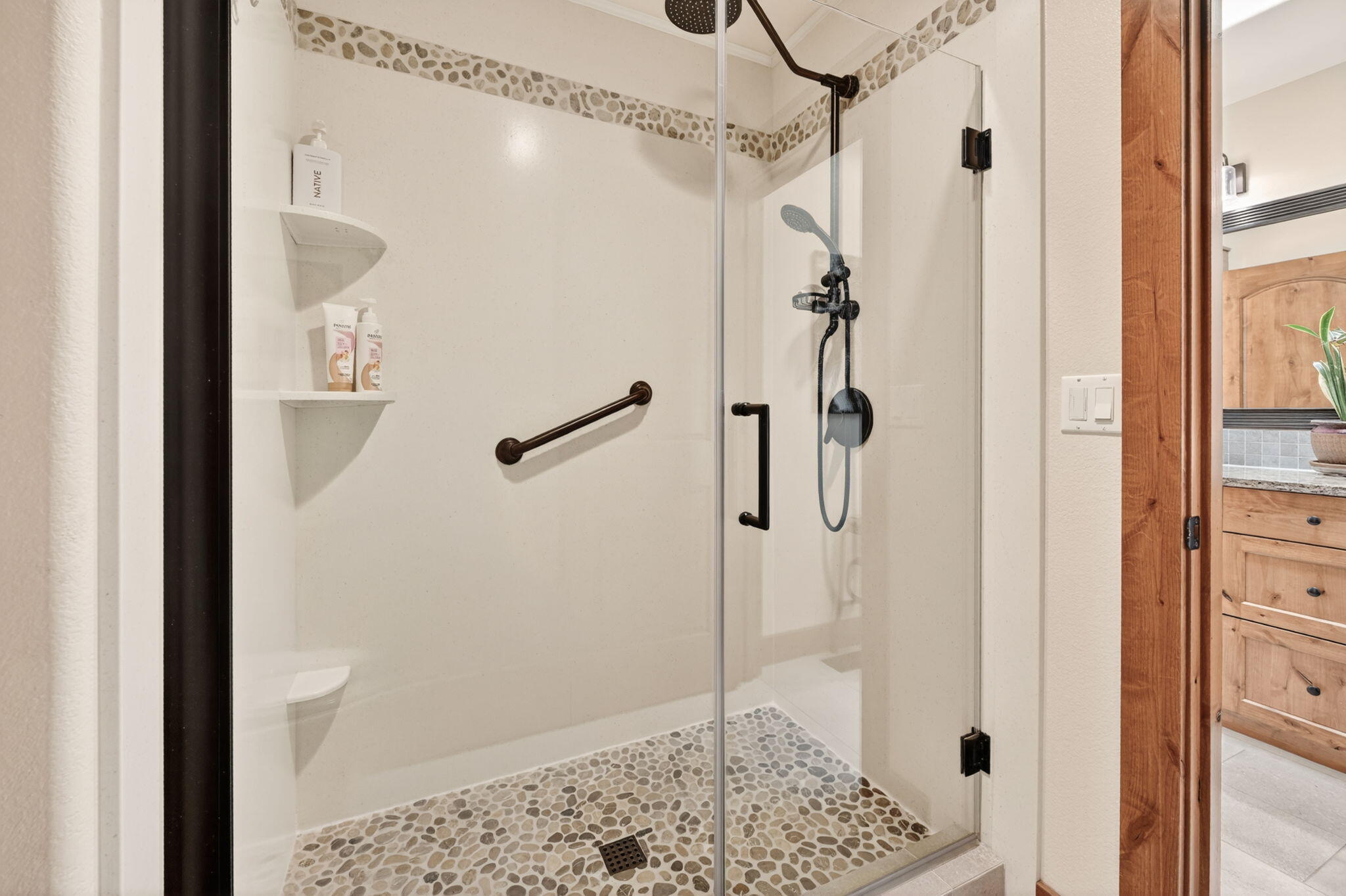 19563 Apache Road Bend, OR 97702 - Photo 28 of 60 19563-Apache-Road-Bend-OR-97702121