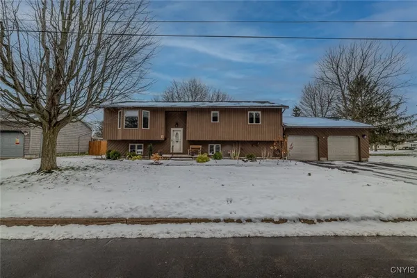 $265,000 | 2 Miller Street, Oswego, NY 13126