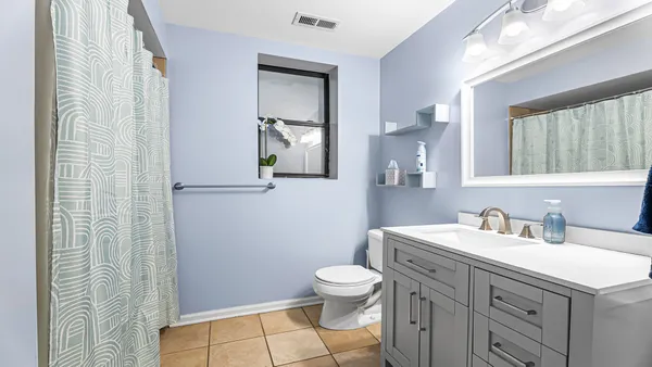 $325,000 | 39 North Paulina Street, Unit 2, Chicago, IL 60612