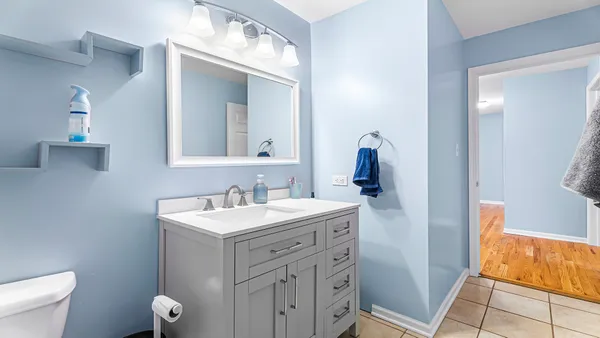 $325,000 | 39 North Paulina Street, Unit 2, Chicago, IL 60612
